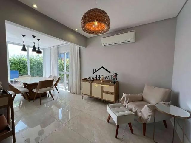 Casa / Sobrado em Condomínio para Locação em Santana de Parnaíba/SP Tamboré 3 Quartos