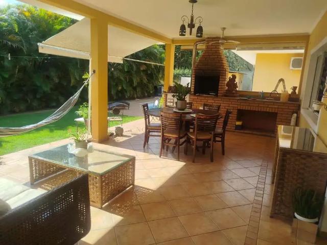 Casa / Sobrado em Condomínio para Locação em Santana de Parnaíba/SP Vila Velha 5 Quartos