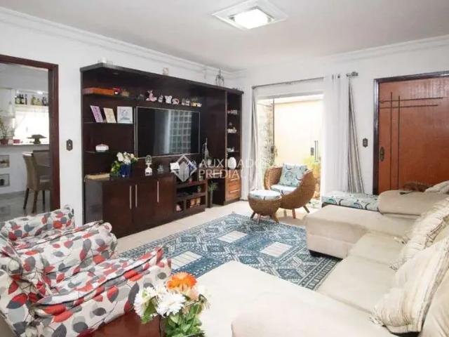Casa / Sobrado em Condomínio para Locação em Santo André/SP Vila Homero Thon 5 Quartos