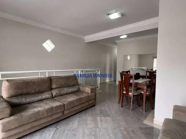Casa / Sobrado em Condomínio para Locação em Santos/SP Embaré 3 Quartos