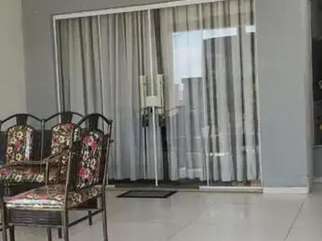 Casa / Sobrado em Condomínio para Locação em Salto/SP Loteamento Terras de São Pedro e São Paulo 3 Quartos
