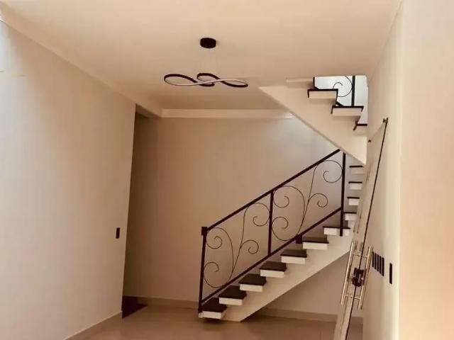 Casa / Sobrado em Condomínio para Locação em Salto/SP Loteamento Terras de São Pedro e São Paulo 3 Quartos