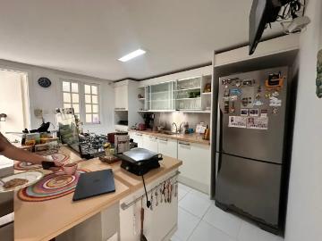 Casa / Sobrado para Locação em Salvador/BA Ondina 5 Quartos