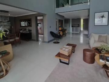 Casa / Sobrado em Condomínio para Locação em Salvador/BA Alphaville II 4 Quartos