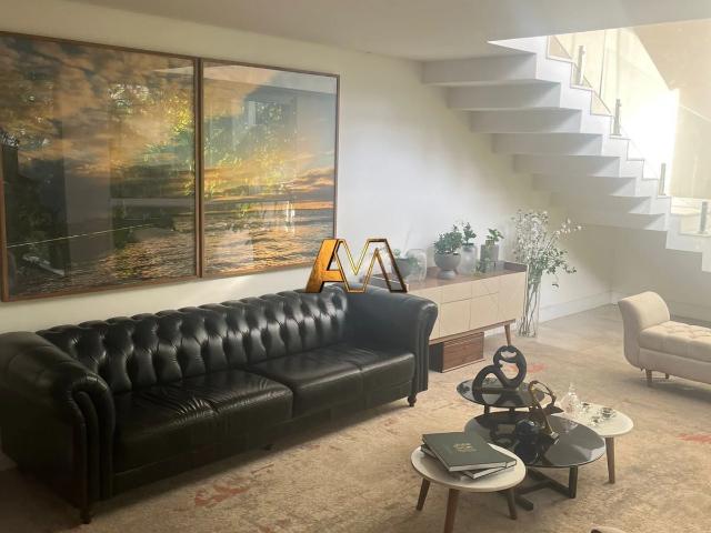 Casa / Sobrado em Condomínio para Locação em Salvador/BA Alphaville II 4 Quartos