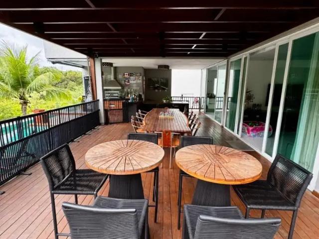 Casa / Sobrado em Condomínio para Locação em Salvador/BA Alphaville II 4 Quartos