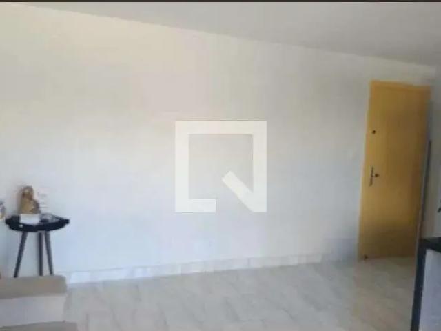 Casa / Sobrado em Condomínio para Locação em Salvador/BA Itapuã 2 Quartos