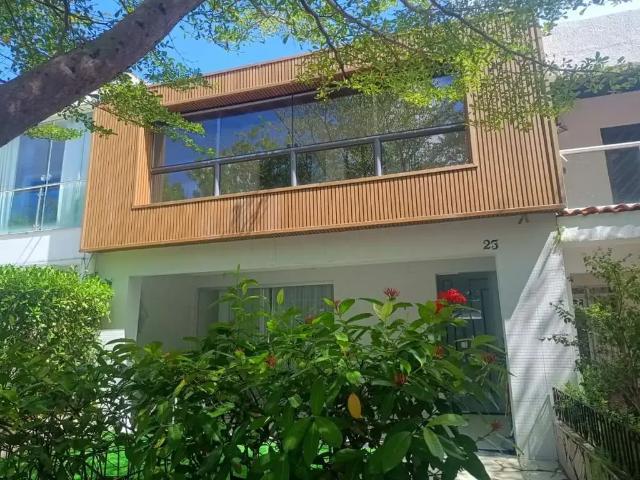 Casa / Sobrado em Condomínio para Locação em Salvador/BA Jardim Placaford 3 Quartos