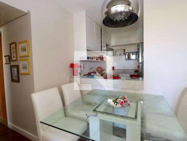 Casa / Sobrado em Condomínio para Locação em Salvador/BA Patamares 3 Quartos