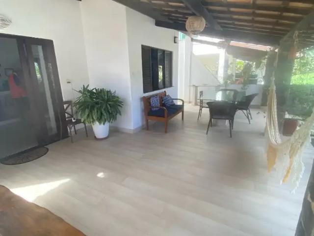 Casa / Sobrado em Condomínio para Locação em Salvador/BA Piatã 3 Quartos