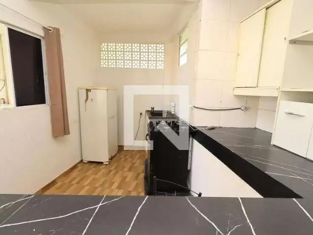 Casa / Sobrado em Condomínio para Locação em Salvador/BA Piatã 2 Quartos