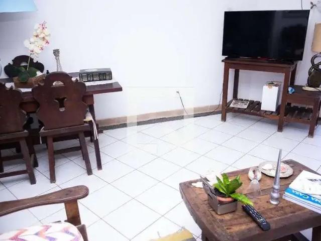 Casa / Sobrado em Condomínio para Locação em Salvador/BA Pituaçu 3 Quartos