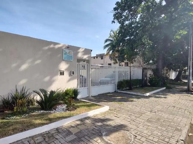 Casa / Sobrado em Condomínio para Locação em Salvador/BA Praia do Flamengo 2 Quartos