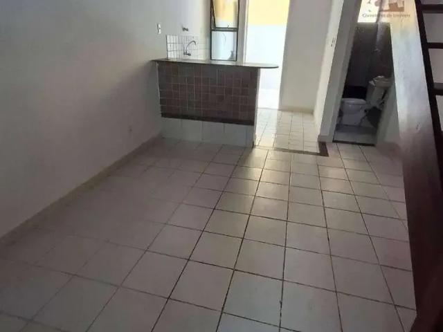 Casa / Sobrado em Condomínio para Locação em Salvador/BA Praia do Flamengo 2 Quartos