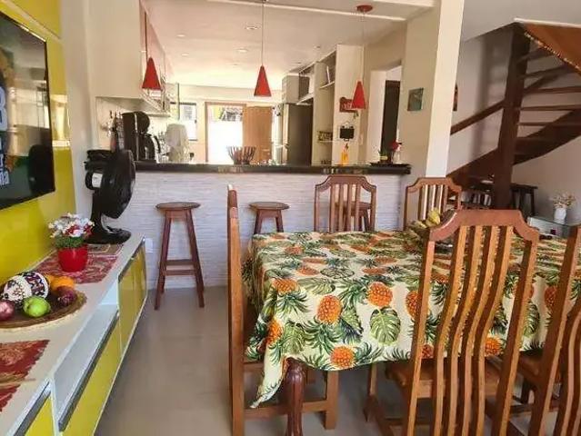 Casa / Sobrado em Condomínio para Locação em Salvador/BA Praia do Flamengo 4 Quartos