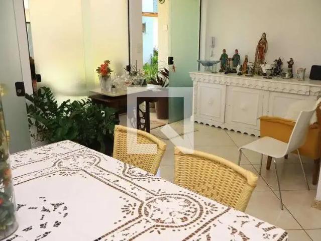 Casa / Sobrado em Condomínio para Locação em Salvador/BA Stella Maris 4 Quartos