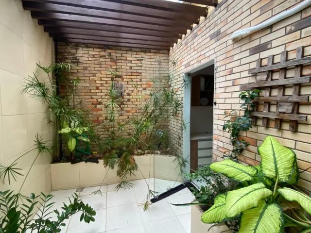 Casa / Sobrado em Condomínio para Locação em Salvador/BA Stella Maris 5 Quartos
