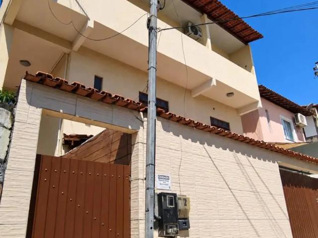 Casa / Sobrado em Condomínio para Locação em Salvador/BA São Cristóvão 2 Quartos