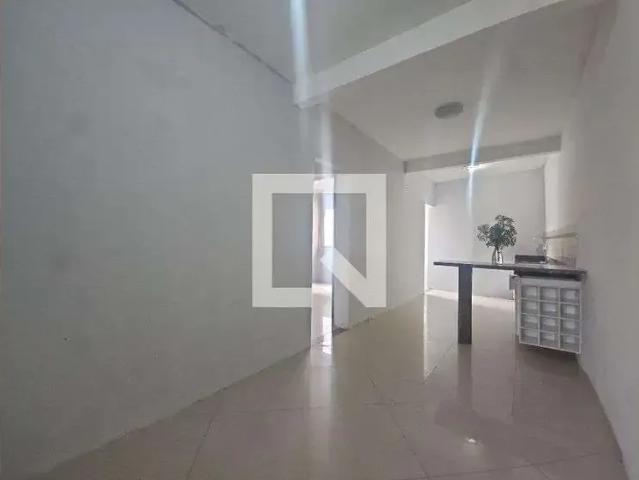 Casa / Sobrado em Condomínio para Locação em Salvador/BA Vila Laura 2 Quartos