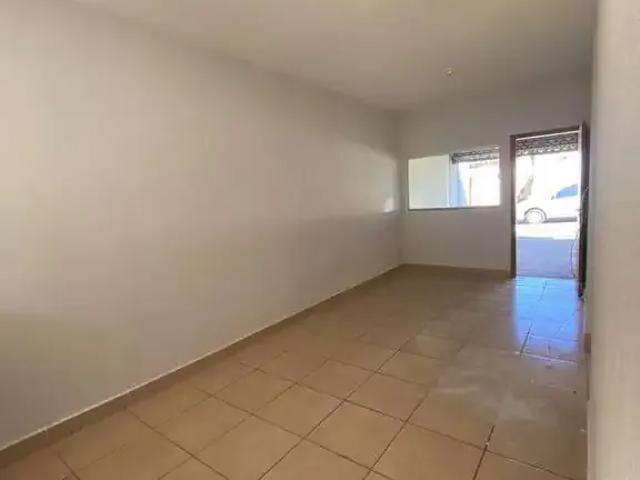 Casa / Sobrado em Condomínio para Locação em Senador Canedo/GO Sítios Vale das Brisas 2 Quartos