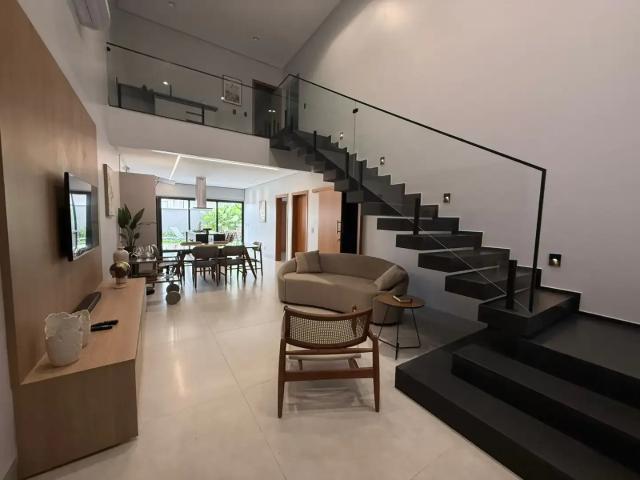 Casa / Sobrado em Condomínio para Locação em Senador Canedo/GO Terras Alpha Residencial 2 4 Quartos