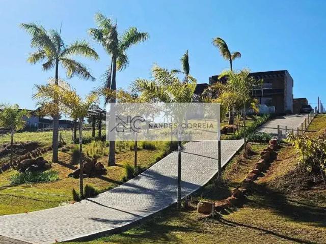 Casa / Sobrado em Condomínio para Locação em Sertanópolis/PR Zona Rural 3 Quartos