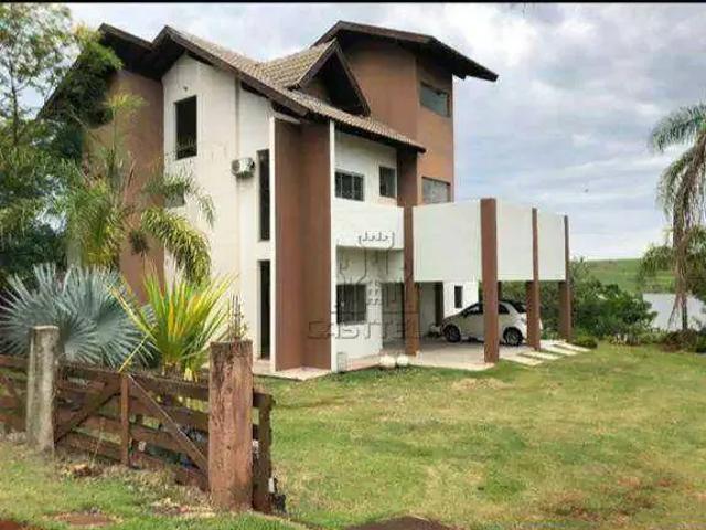 Casa / Sobrado em Condomínio para Locação em Sertanópolis/PR Centro 5 Quartos