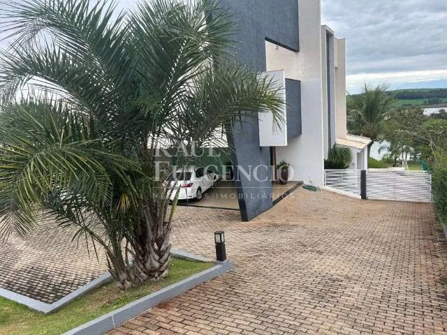 Casa / Sobrado em Condomínio para Locação em Sertanópolis/PR Ecovillas do Lago 4 Quartos