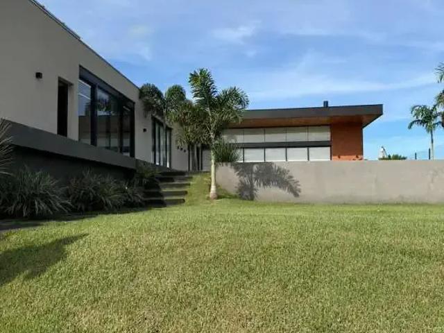 Casa / Sobrado em Condomínio para Locação em Sertanópolis/PR Ecovillas do Lago 4 Quartos