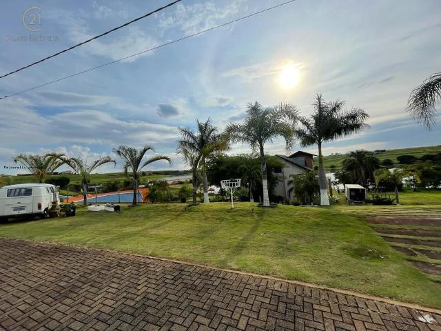 Casa / Sobrado em Condomínio para Locação em Sertanópolis/PR Ecovillas do Lago 2 Quartos