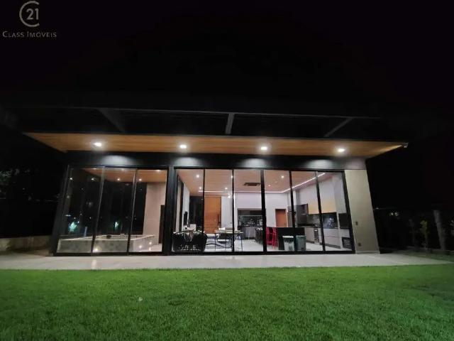 Casa / Sobrado em Condomínio para Locação em Sertanópolis/PR Ecovillas do Lago 3 Quartos