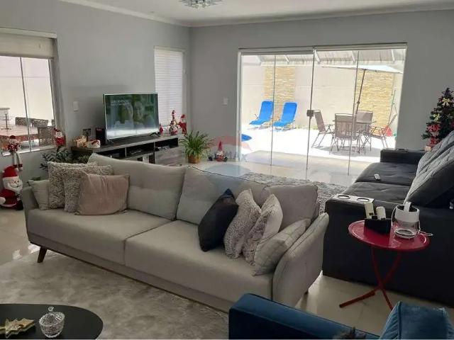 Casa / Sobrado em Condomínio para Locação em Sorocaba/SP Boa Vista 4 Quartos