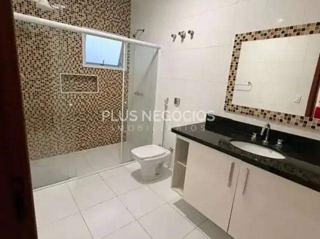 Casa / Sobrado em Condomínio para Locação em Sorocaba/SP Chácaras Reunidas São Jorge 4 Quartos