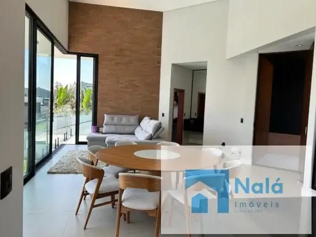 Casa / Sobrado em Condomínio para Locação em Sorocaba/SP Jardim Guadalajara 4 Quartos