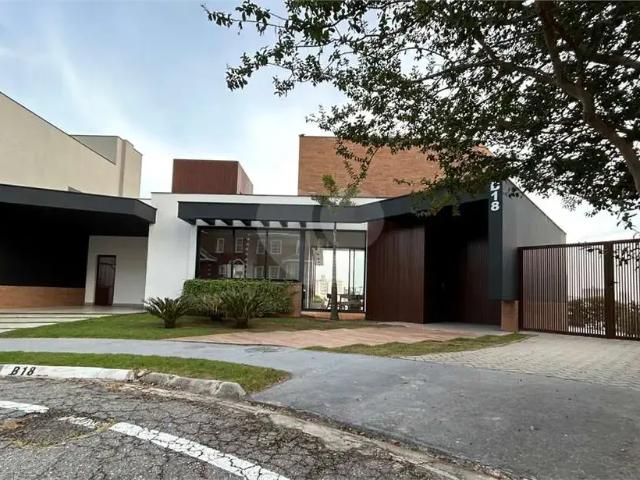 Casa / Sobrado em Condomínio para Locação em Sorocaba/SP Jardim Guadalajara 3 Quartos