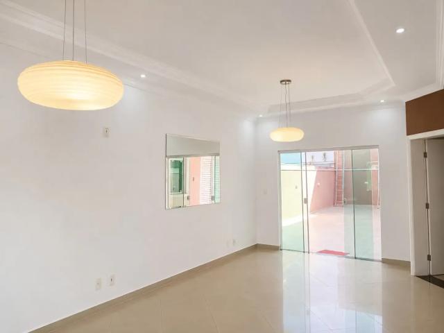 Casa / Sobrado em Condomínio para Locação em Sorocaba/SP Parque Residencial Villa dos Inglezes 3 Quartos