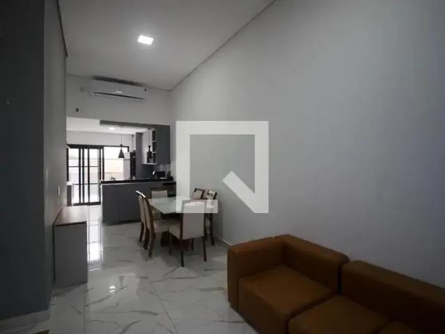 Casa / Sobrado em Condomínio para Locação em Sorocaba/SP Parque São Bento 3 Quartos