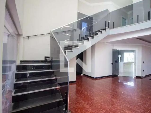 Casa / Sobrado em Condomínio para Locação em Sorocaba/SP Parque São Bento 4 Quartos
