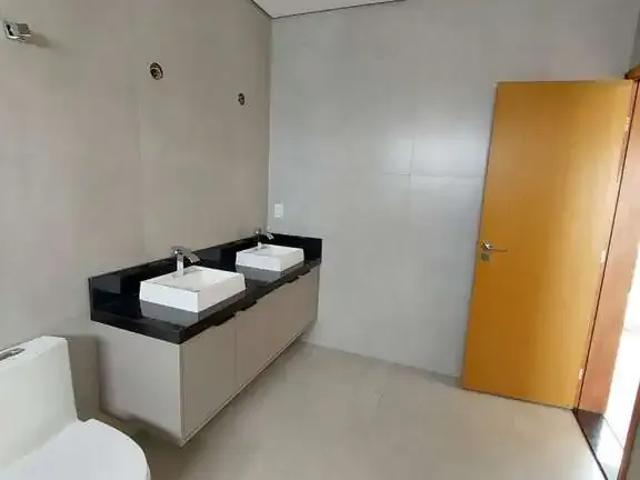 Casa / Sobrado em Condomínio para Locação em Sorocaba/SP Residencial Saint Patrick 4 Quartos