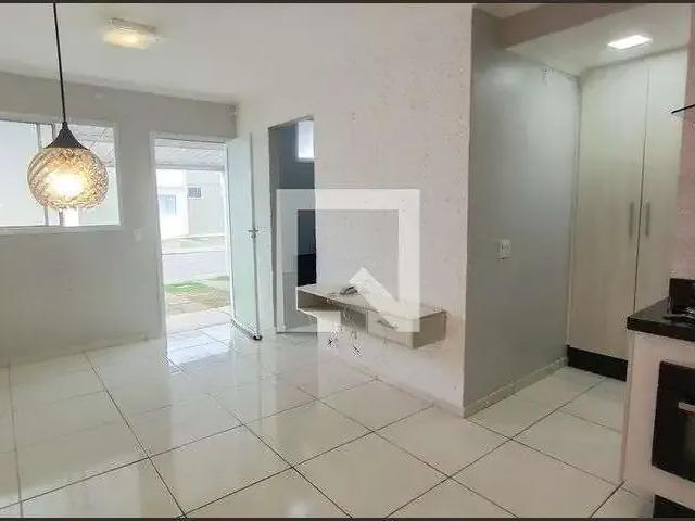 Casa / Sobrado em Condomínio para Locação em Suzano/SP Jardim São José 2 Quartos