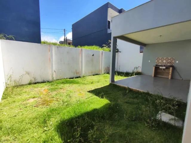 Casa / Sobrado em Condomínio para Venda em Macaé/RJ Cabiúnas 3 Quartos