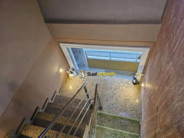 Casa / Sobrado em Condomínio para Venda em Macaé/RJ Glória 3 Quartos