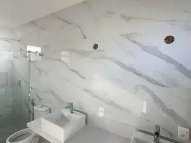 Casa / Sobrado em Condomínio para Venda em Macaé/RJ Lagoa 3 Quartos