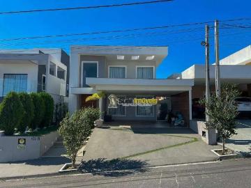 Casa / Sobrado em Condomínio para Venda em Macaé/RJ Vale dos Cristais 3 Quartos