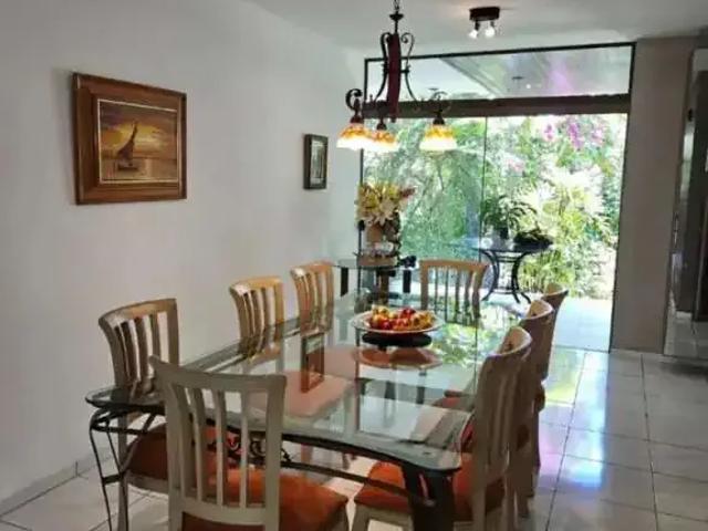 Casa / Sobrado em Condomínio para Venda em Maceió/AL Antares 4 Quartos