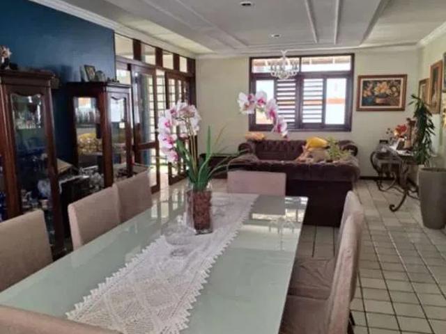 Casa / Sobrado em Condomínio para Venda em Maceió/AL Jardim Petrópolis 4 Quartos