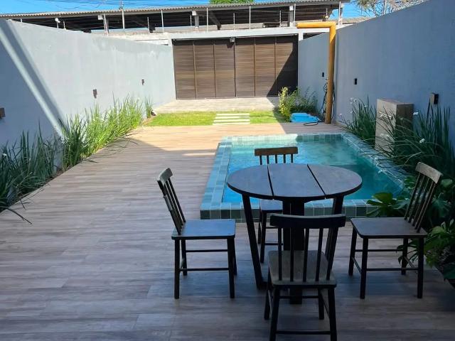 Casa / Sobrado em Condomínio para Venda em Maceió/AL Pontal da Barra 3 Quartos