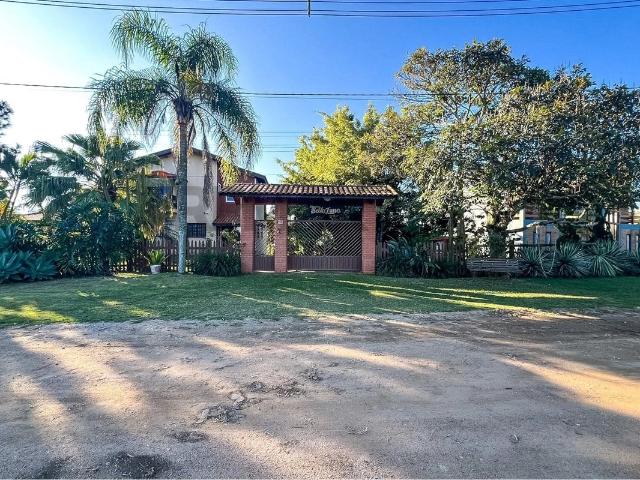 Casa / Sobrado em Condomínio para Venda em Mairinque/SP Centro 4 Quartos
