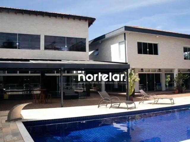 Casa / Sobrado em Condomínio para Venda em Mairiporã/SP Alpes de Mairiporã 5 Quartos