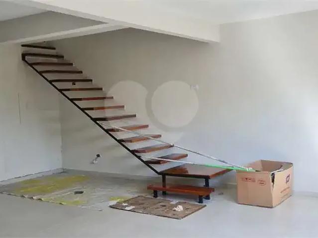 Casa / Sobrado em Condomínio para Venda em Mairiporã/SP Barreiro 3 Quartos